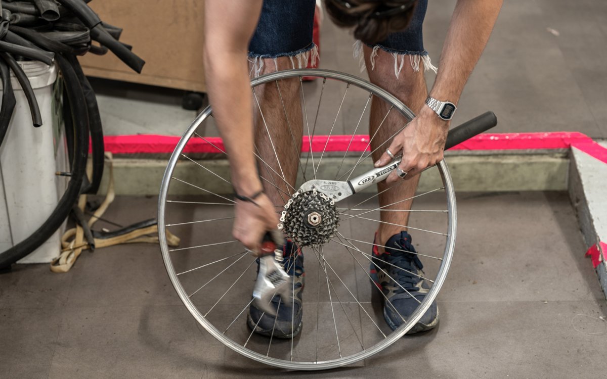 Atelier d'auto-réparation de vélo avec Cyclocube