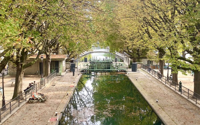 Le Canal Saint-Martin : balade au fil de l’eau
