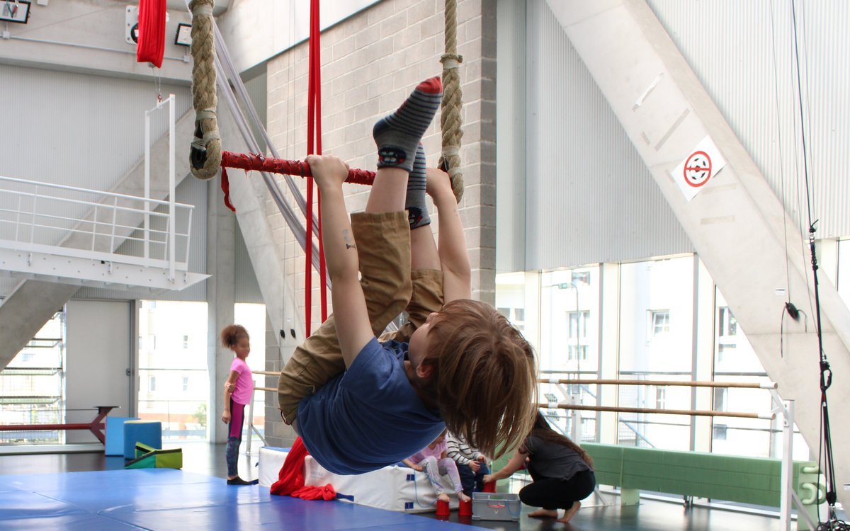 Stage vacances d'été - Baby cirque 3-5 ans au centre Paris Anim' Wangari