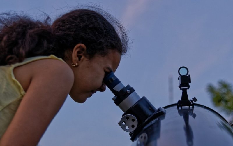 Soirée d'observation du ciel au parc Monceau