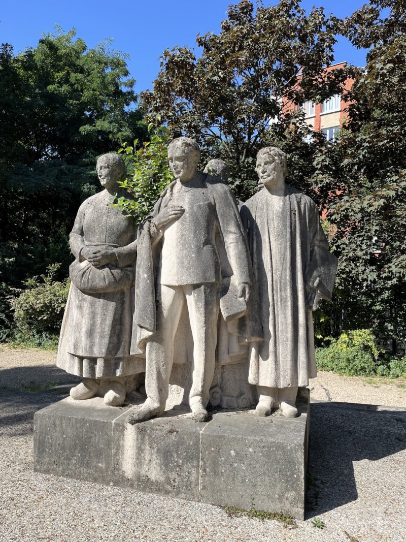 Jardin du Monument aux Mères Françaises