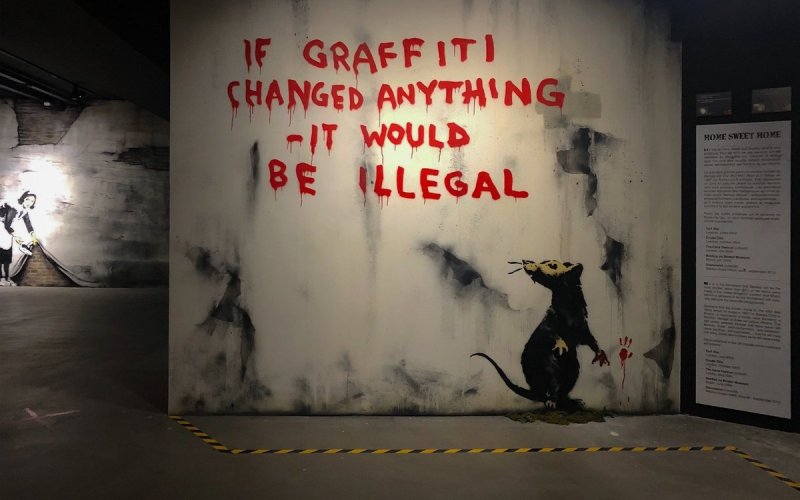 L'exposition permanente du musée Banksy sur le plus mystérieux des graffeurs