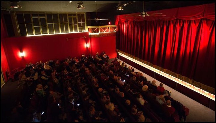 Théâtre des Salinières
