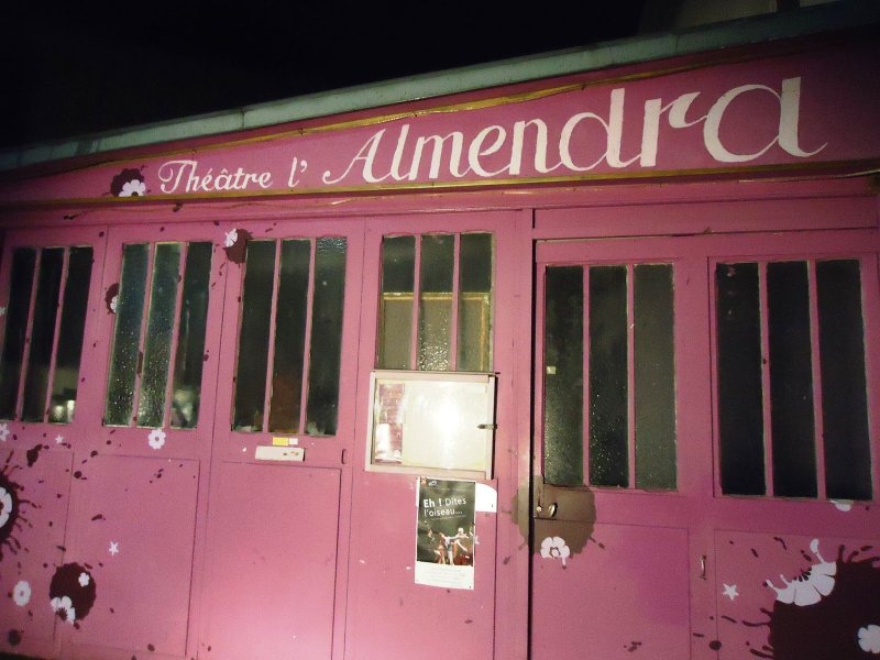 L'Almendra