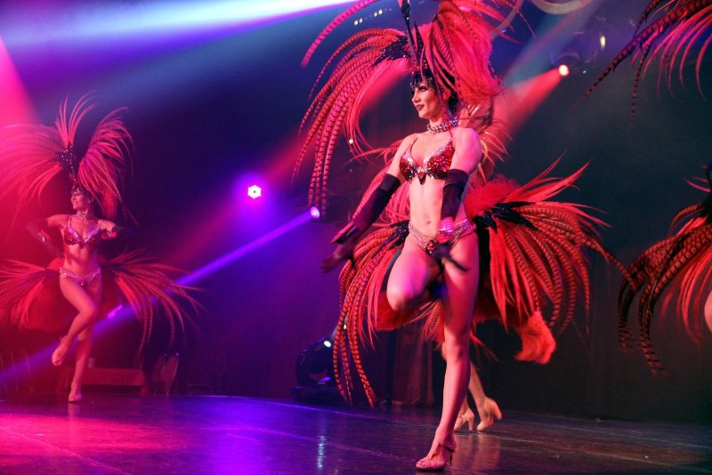 National Palace Cabaret Cirque