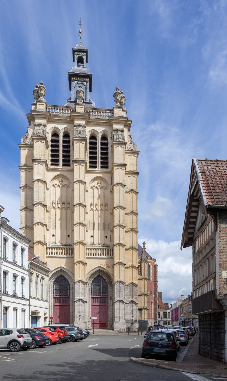 Collégiale Saint-Pierre