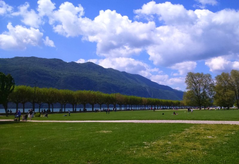 Esplanade du Lac