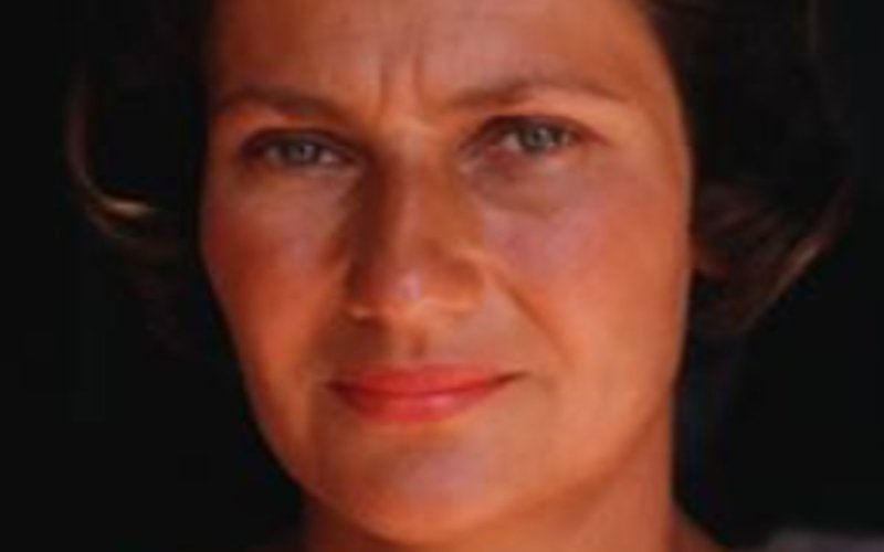 Copie de Une histoire à dessiner, une mémoire à écrire : Simone Veil. Mes sœurs et moi