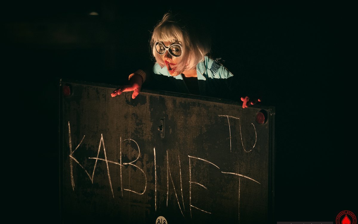 Séance de psychanalyse clownesque et collective