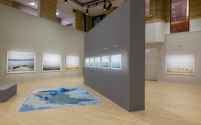 Ouverture exceptionnelle et visites guidées - Exposition Robert Burley - Grands Lacs, L'horizon commun des mers intérieures
