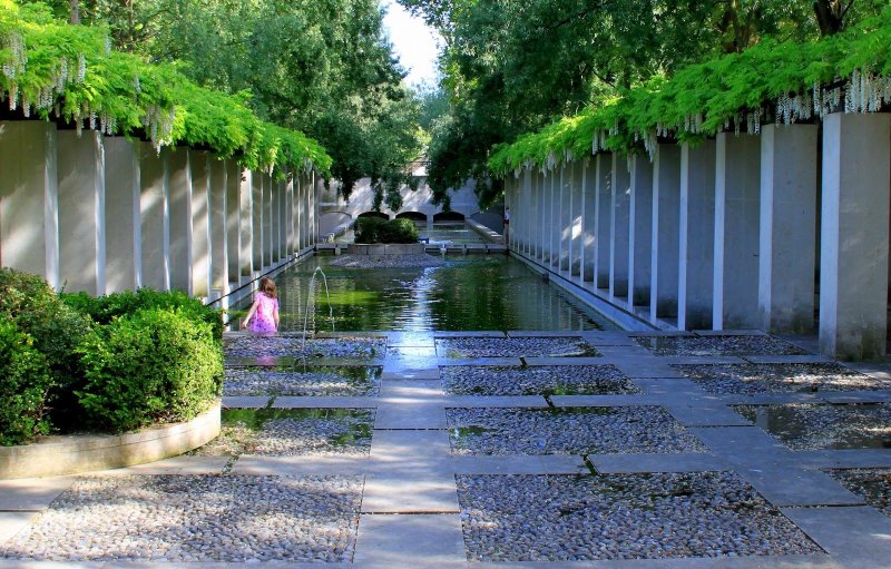 Parc de Bercy - jardin romantique et jardin Yitzhak Rabin