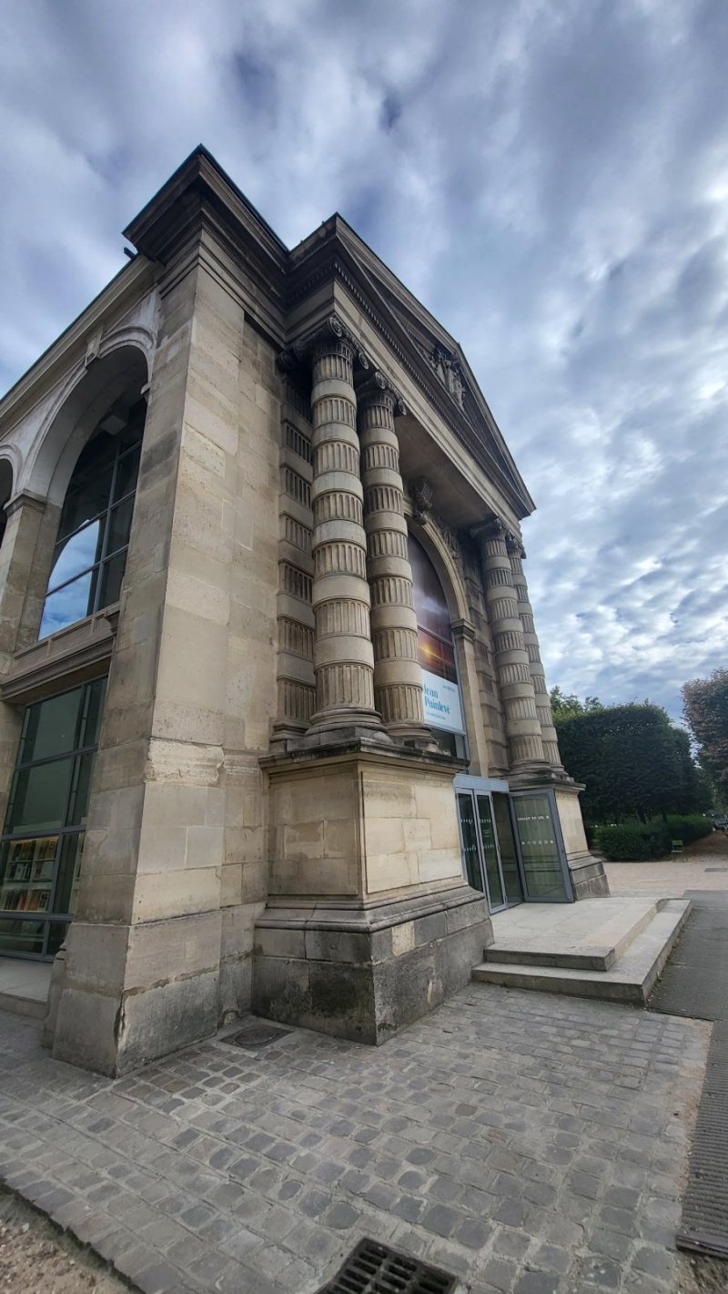 Monument à Pierre Marie René Ernest Waldeck-Rousseau