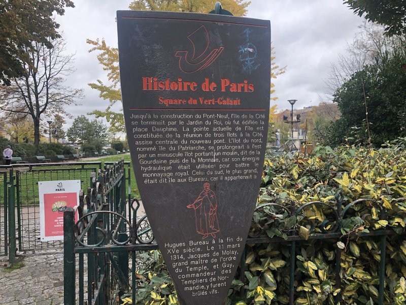 Mémorial du templier Jacques de Molay, dernier Grand Maître de l'Ordre du Temple