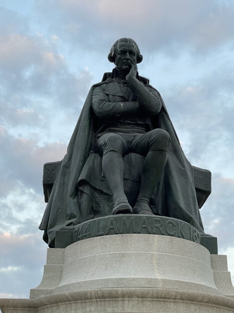 Statue de Lamarck