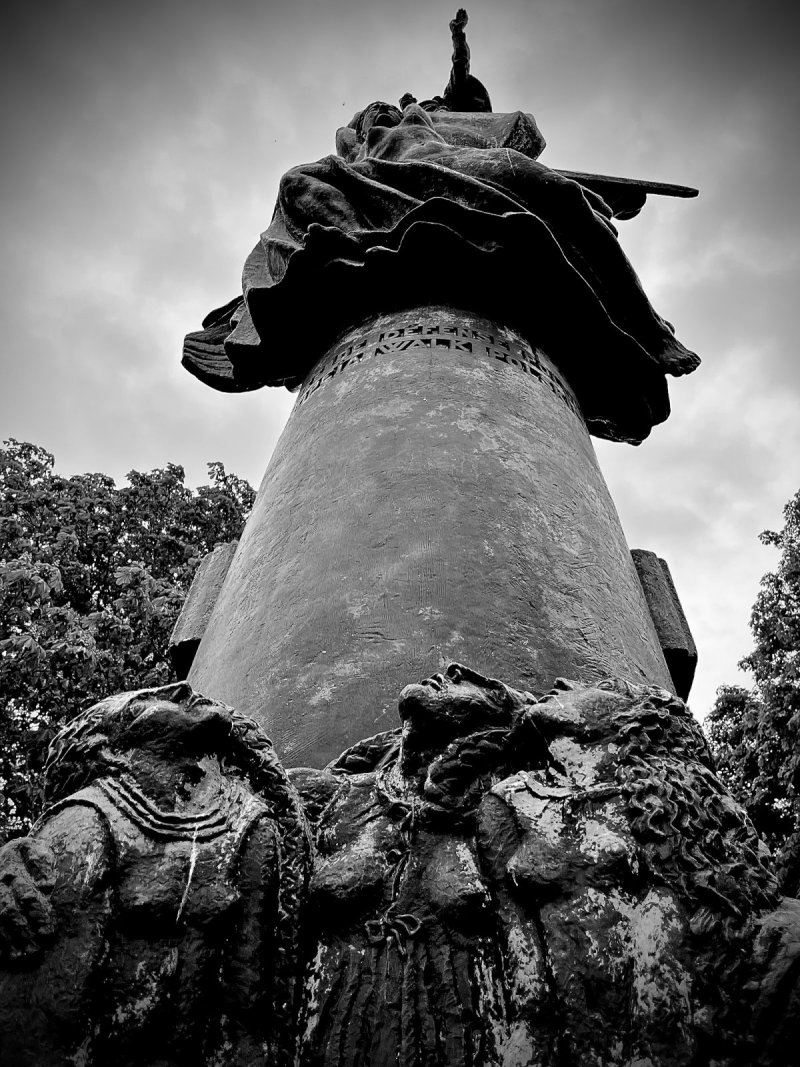 Monument à Adam Mickiewicz