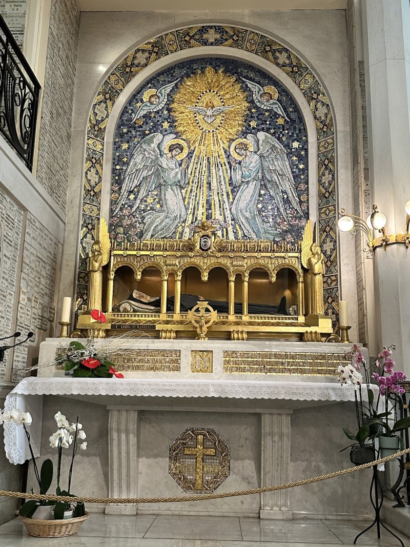 Chapelle Notre-Dame-de-la-Médaille-Miraculeuse