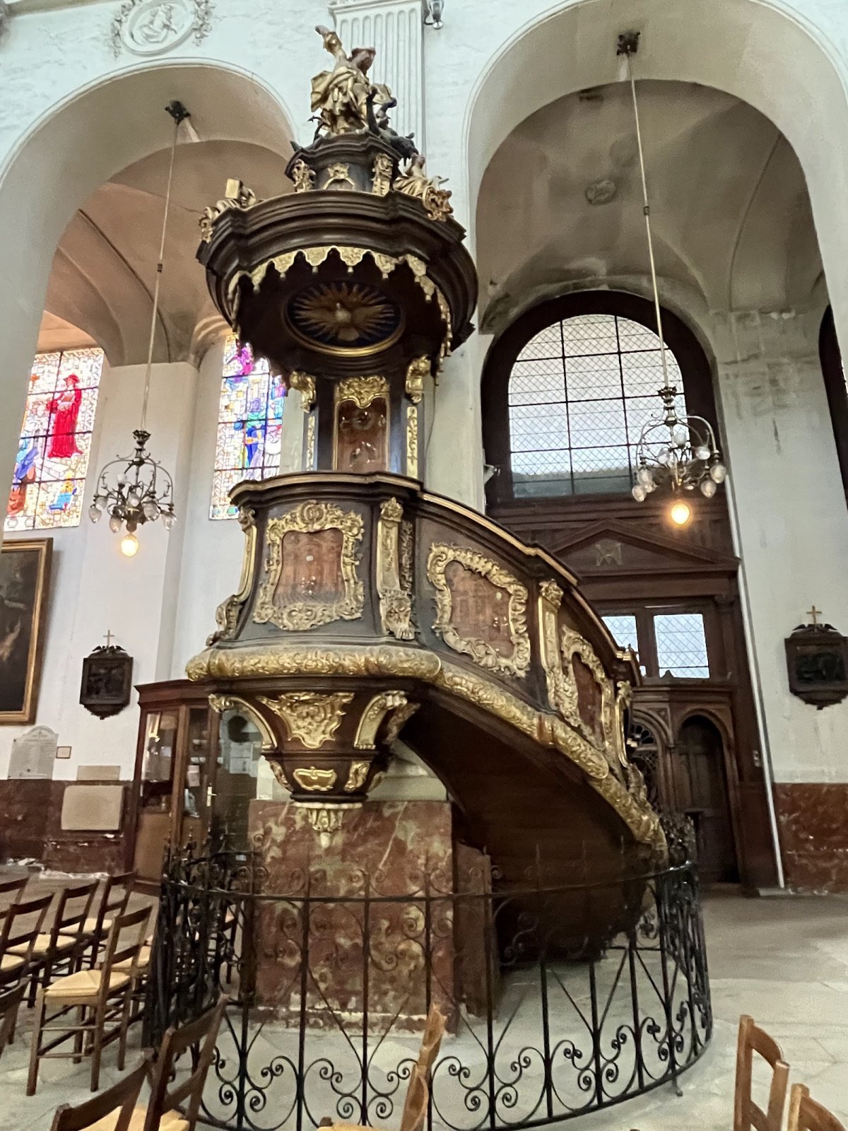 Église Notre-Dame des Blancs Manteaux