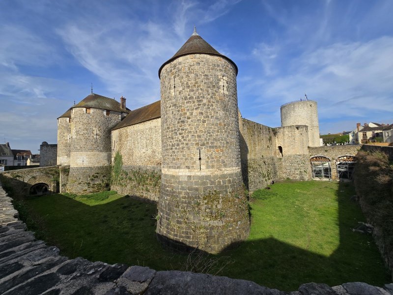 Château de Dourdan