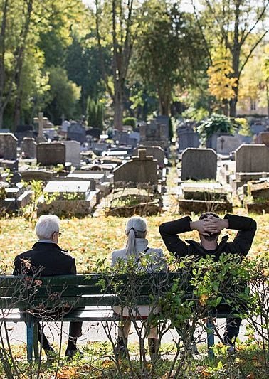 Arpentez les lieux où l'on fait dormir les morts